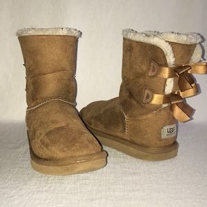 short tan uggs with bailey bow